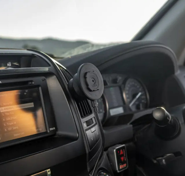 Quadlock - MAG / Wireless Charging Head - Car/Desk