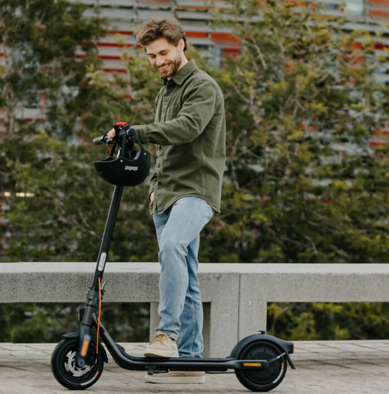 Segway - Ninebot Kickscooter F2 Plus E-Scooter